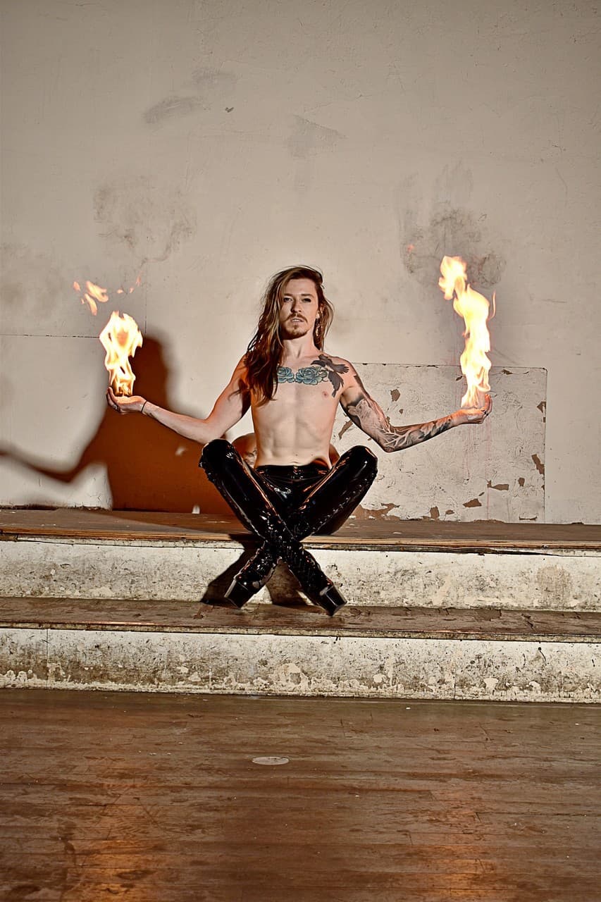 Creative Editorial - Image 31