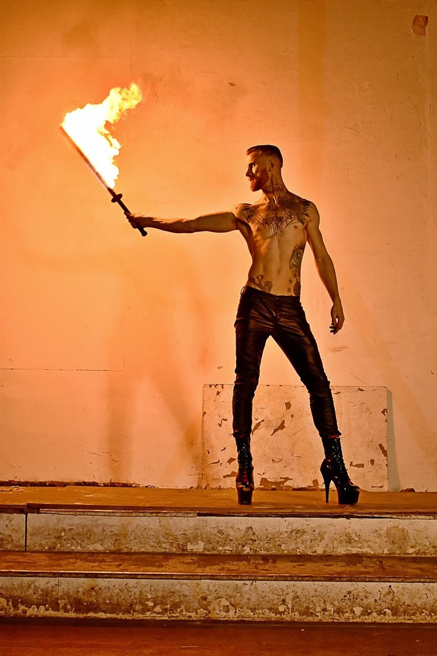 Creative Editorial - Image 32