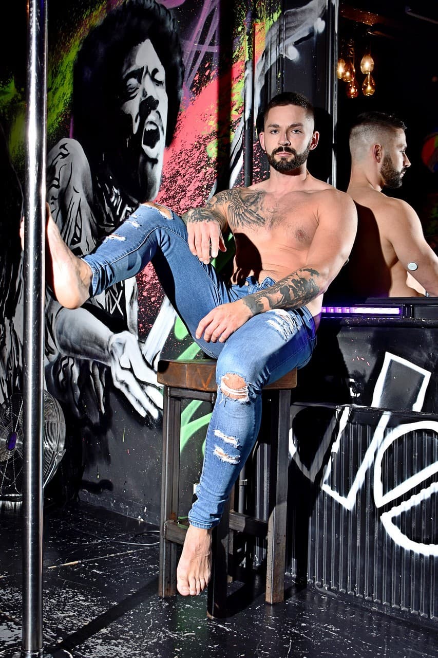 2021-2022 - Image 102