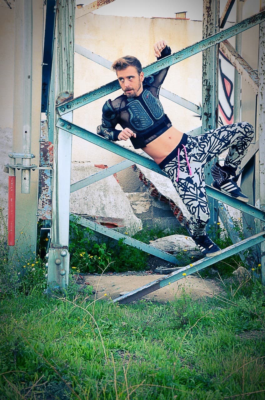 2011 - 2015 - Image 69