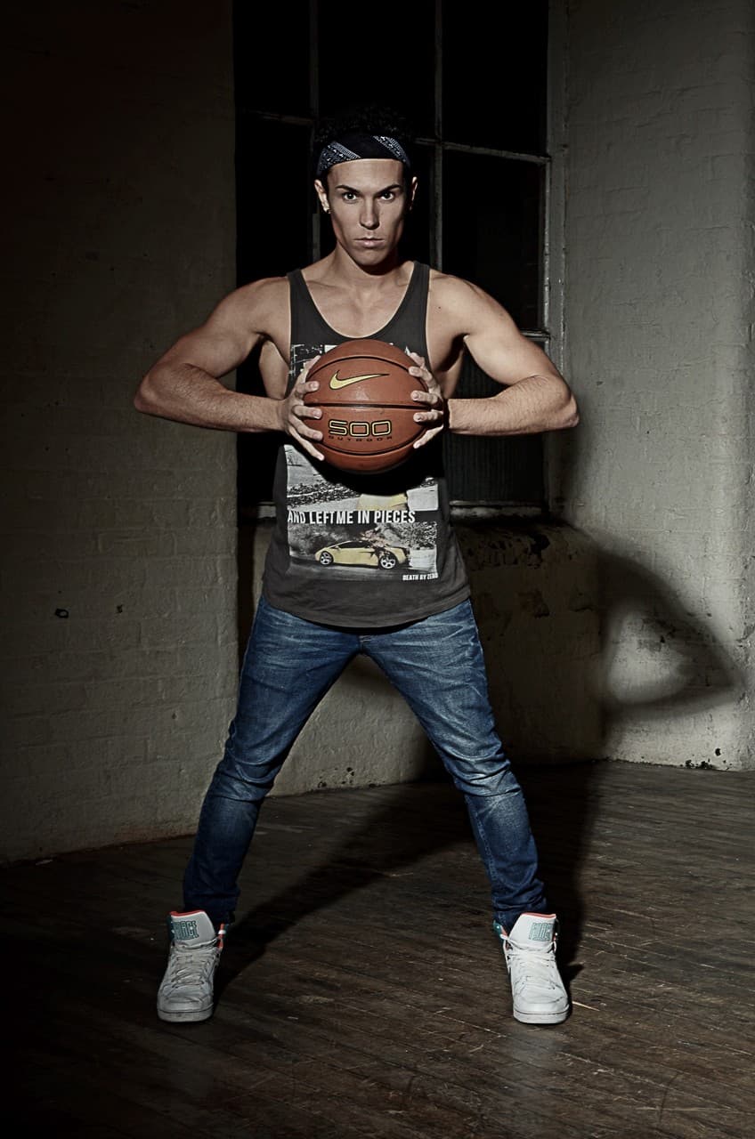 2011 - 2015 - Image 77