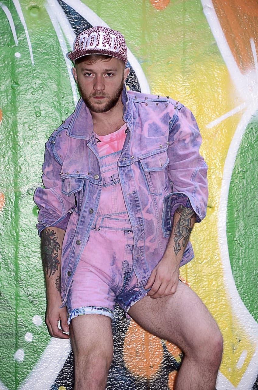 2011 - 2015 - Image 111