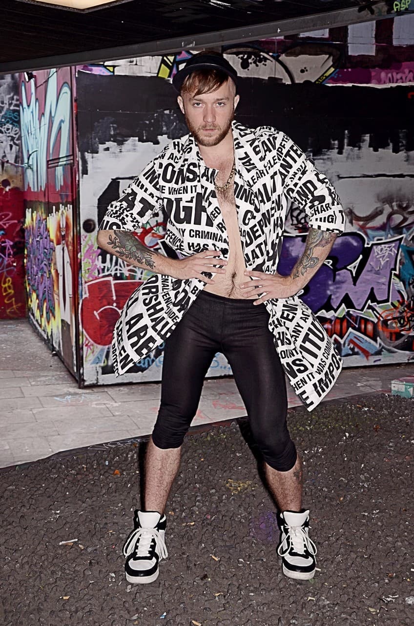 2011 - 2015 - Image 114